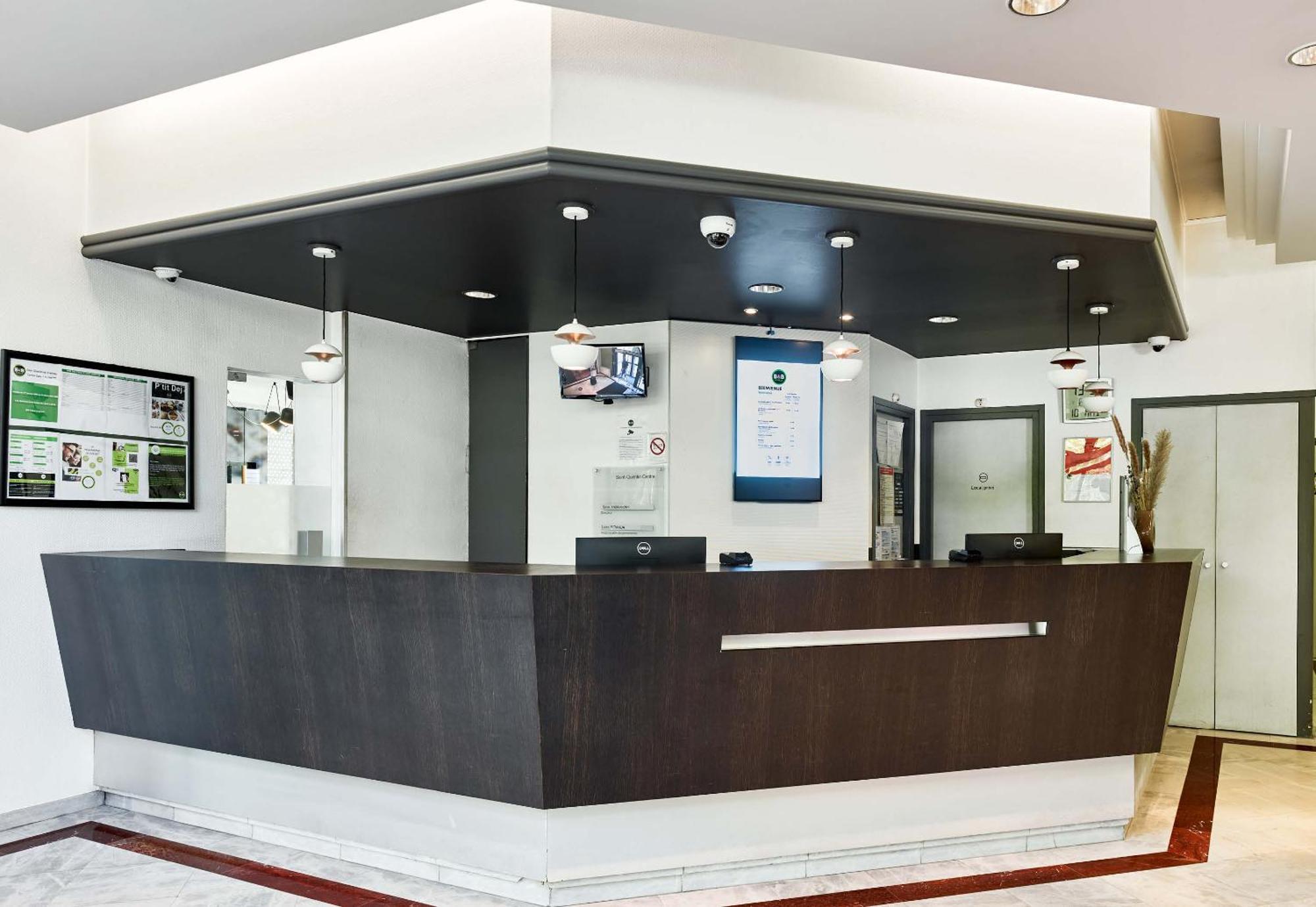 B&B Hotel Saint-Quentin-En-Yvelines Centre Gare 4 Etoiles Монтіньї-ле-Бретонне Екстер'єр фото