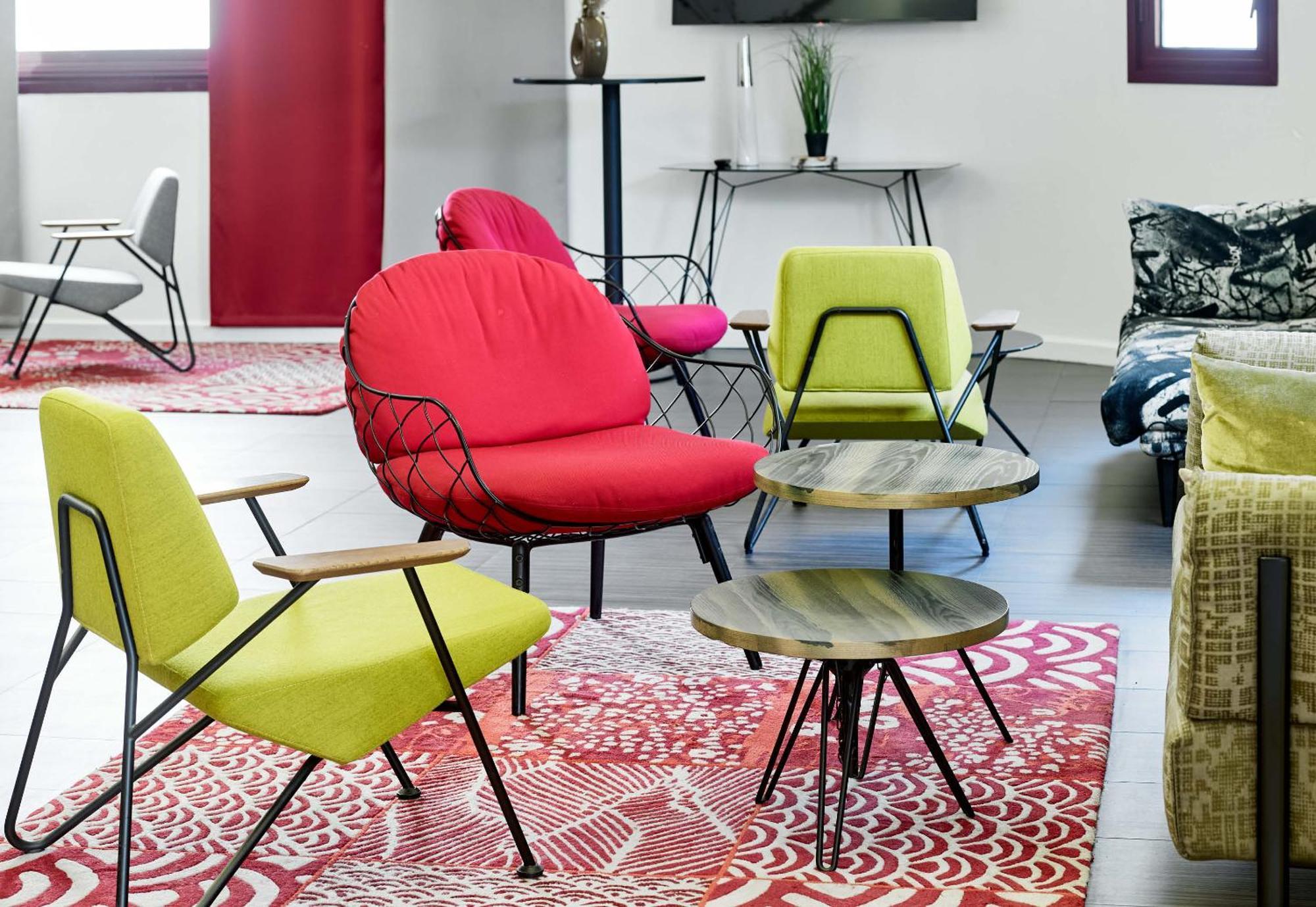 B&B Hotel Saint-Quentin-En-Yvelines Centre Gare 4 Etoiles Монтіньї-ле-Бретонне Екстер'єр фото